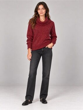 Letty & Me Red Turtleneck Pullover Sweater NWT Women’s Medium